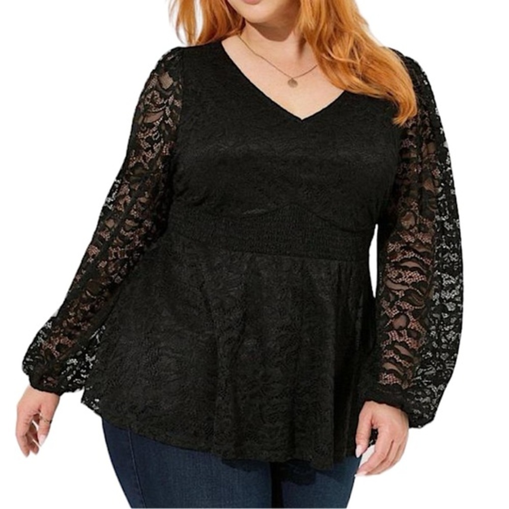 TORRID Black Lace V-Neck Smocked Waist Long‎ Sleeve Blouse NWT